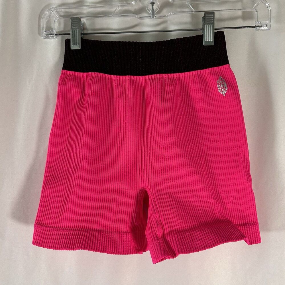 Free People Movement Shorts Women's XS S Hot Pink Ribbed Stretch Pull On 4" In